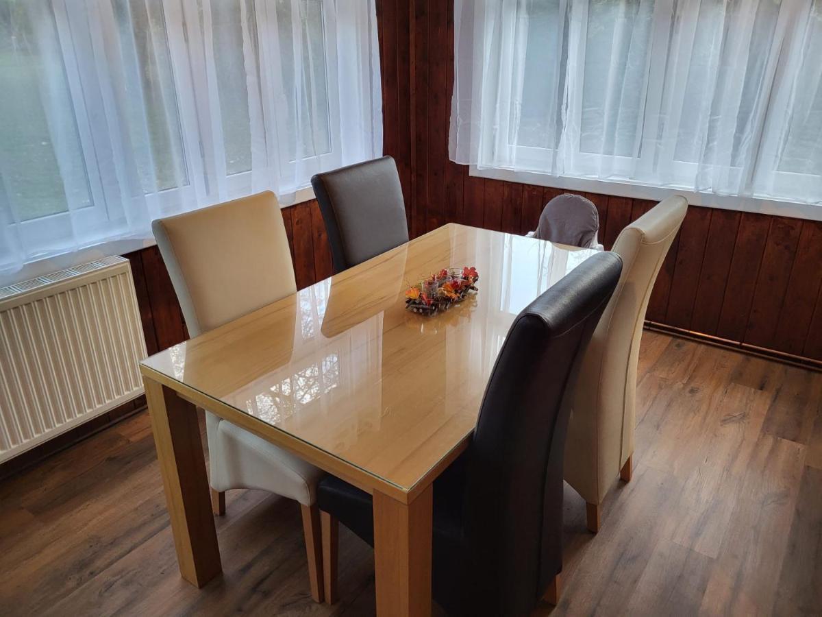 Ferienwohnung Mostheuriger Leo-Hof Eva Райхенау Екстериор снимка